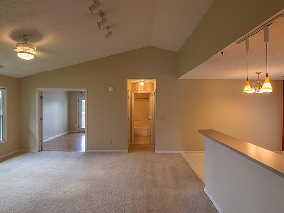 5th image of 1316 Red Stone Dr