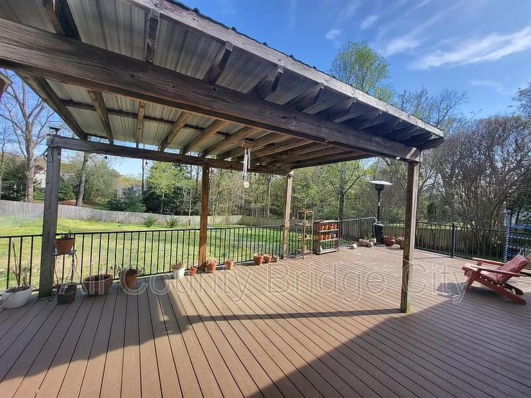 311 Retreat St — Photo 22