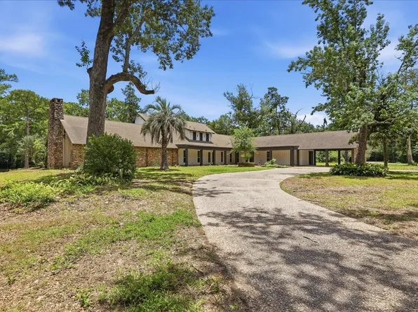 12 Bayou Bnd, Orange, TX 77630