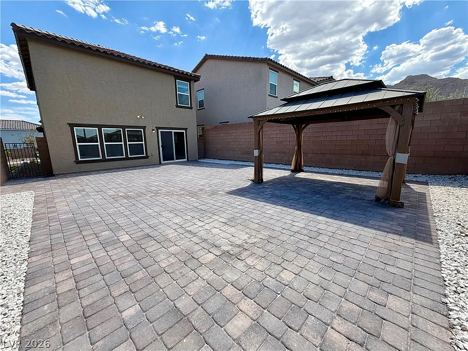 10828 Montana Blanca Ave