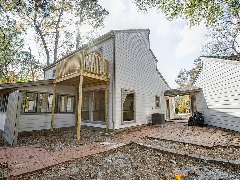 605 Jeff Davis Ct — Photo 32
