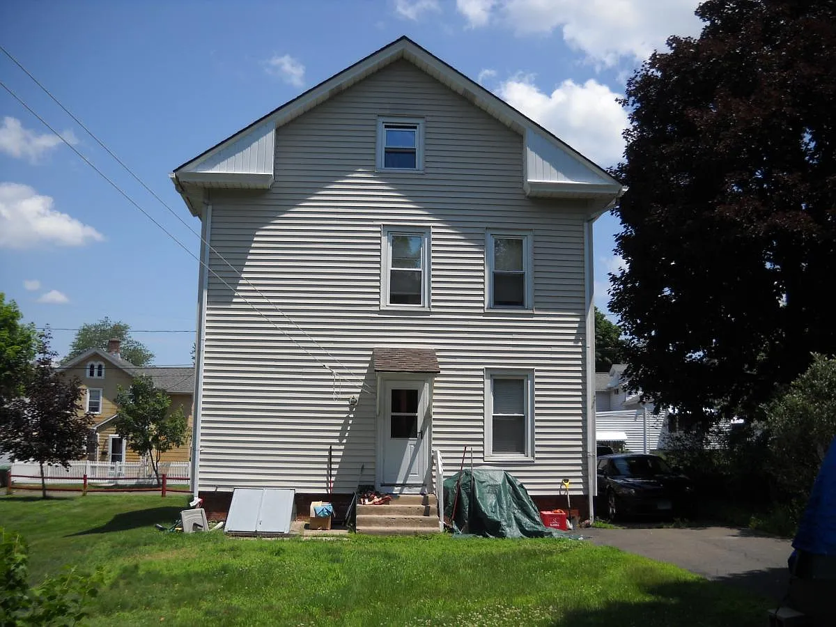 2 bed, 1000 sqft, $1,950 — Photo 2