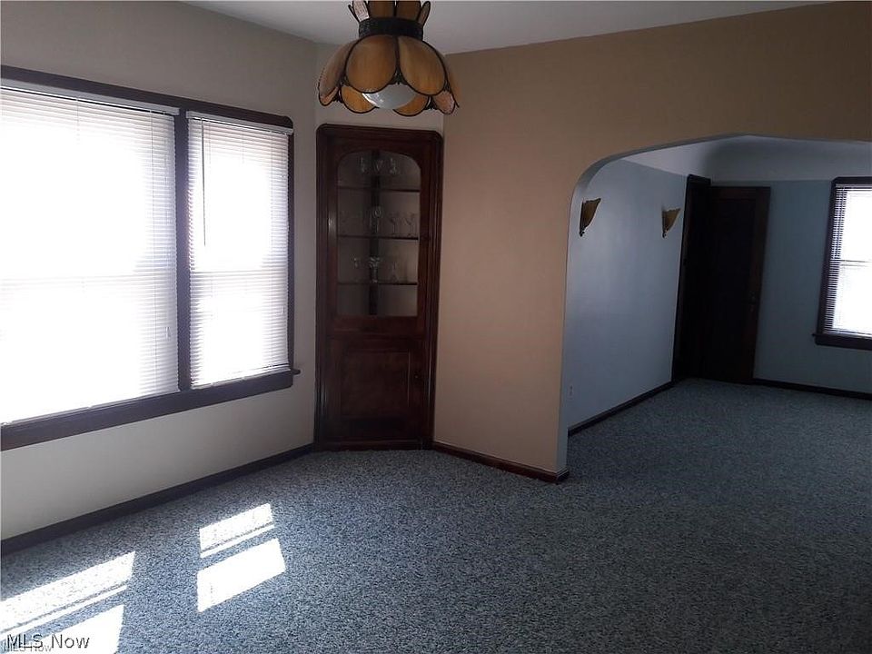 2nd image of 4124 Trowbridge Ave