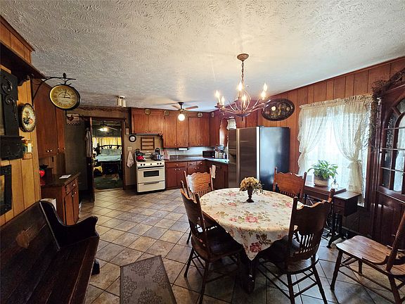 4th image of 20656 S 4180th Rd