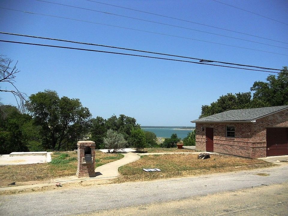 2nd image of 6876 Cedar Cove Rd