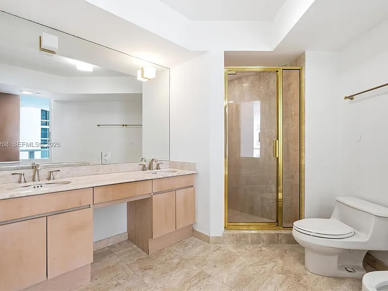 18671 Collins Ave #2304 — Photo 9