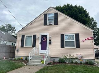 84 Greeley St, Pawtucket, RI 02861