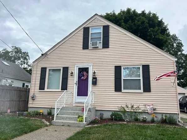 84 Greeley St, Pawtucket, RI 02861