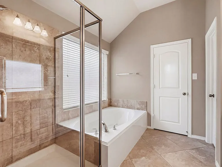 2935 Fair Chase Dr — Photo 16