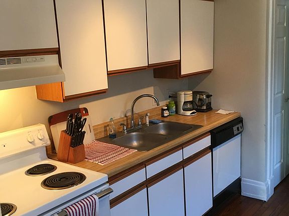 2nd image of 3212 Hanover Ave