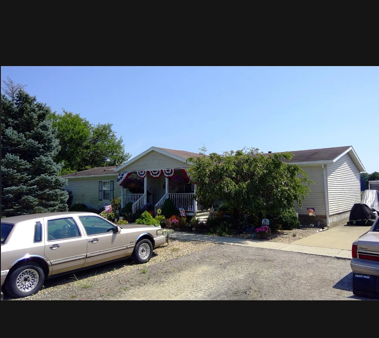 3 bed, 1890 sqft, $2,500 — Photo 1