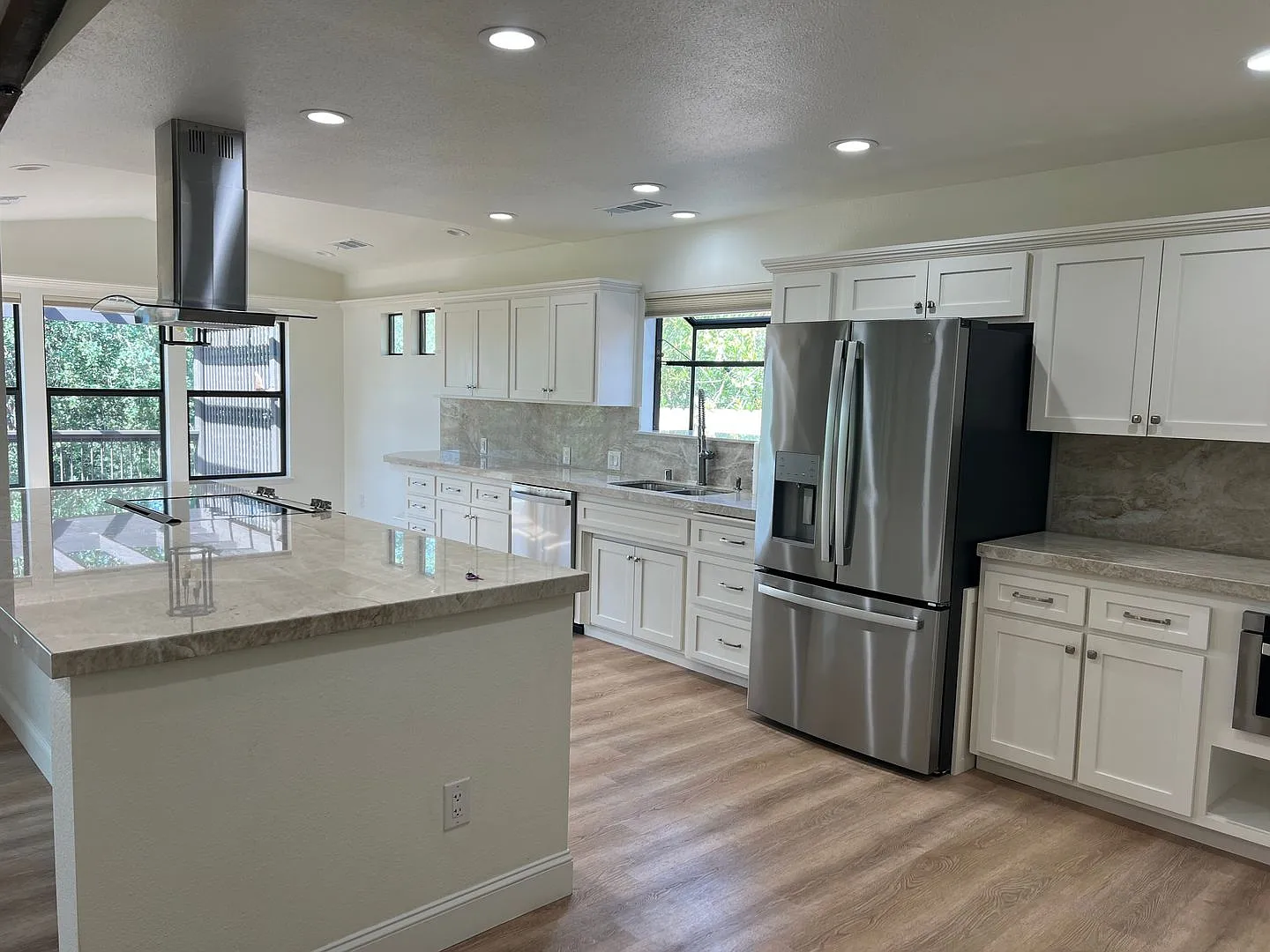 Beautiful Updated West Redding Home! — Photo 2