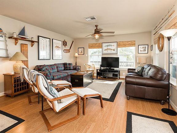 5th image of 16638 Bermuda Way