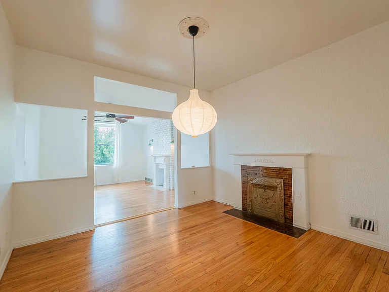3972 Russell Blvd — Photo 5