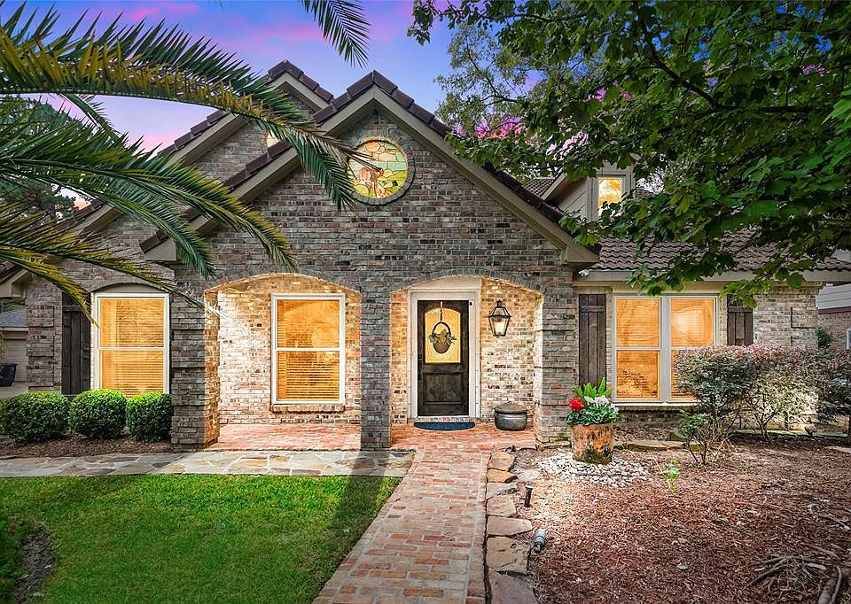 1st image of 3207 Knoll Manor Dr