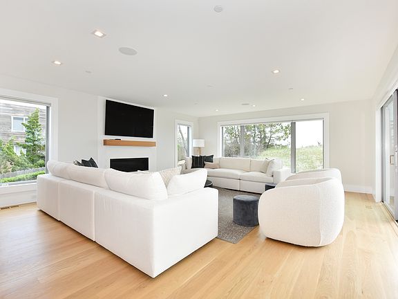 5th image of 451 Dune Rd