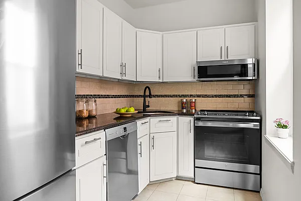 Sold by Corcoran | media 6