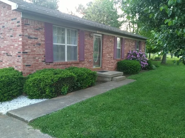104 Saint James Ct, Bardstown, KY 40004
