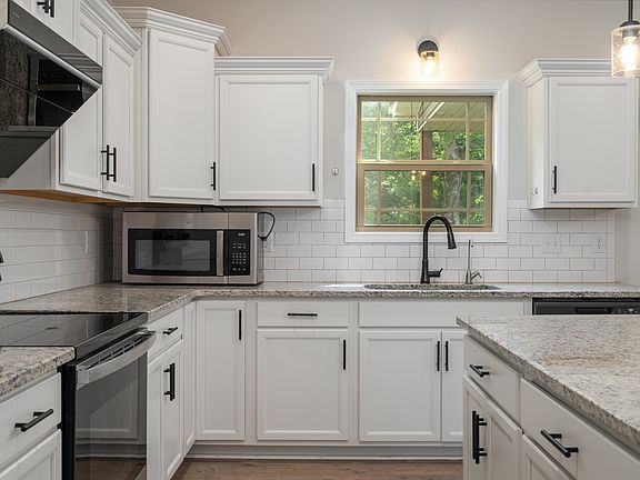 5th image of 1041 Brightwood Ct
