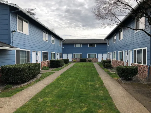 22900 NE Halsey St, Wood Village, OR 97060