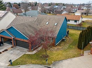 107 Oak Park Dr, Lincoln, IL 62656