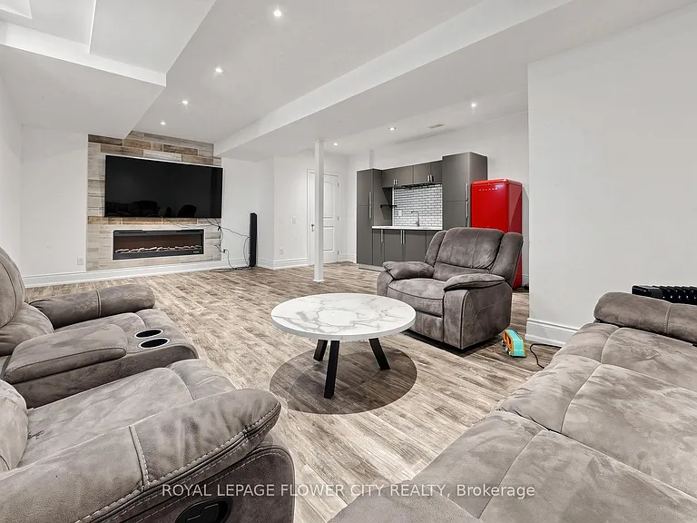12 Paradise Valley Trl — Photo 4