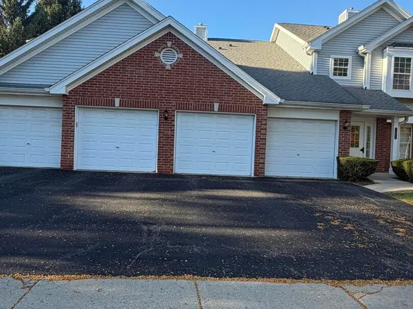 1508 W Pheasant Trail Dr Unit 1, Arlington Heights, IL 60004