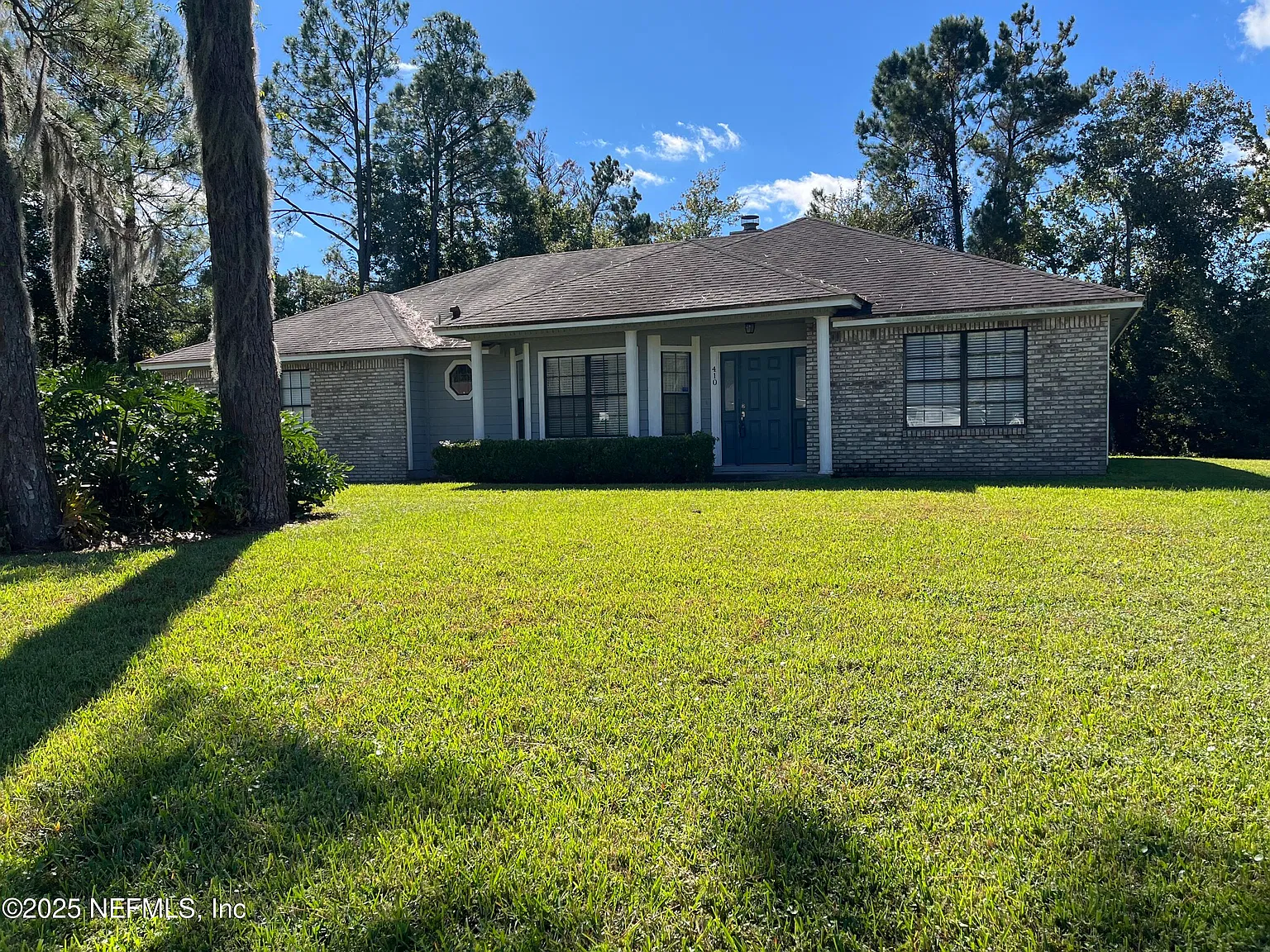 3 bed, 2.0 bath, 1816 sqft, $2,150 — Photo 3