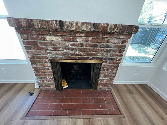 4th image of 140 E Colorado Blvd #140A