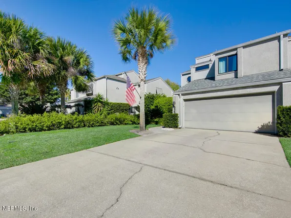 523 SELVA LAKES Circle, Atlantic Beach, FL 32233