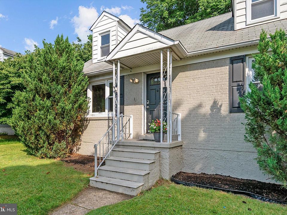 1st image of 12 Birch Ave