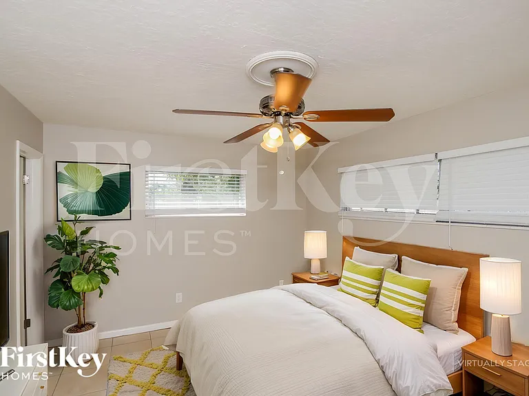 1056 Matador Dr — Photo 12