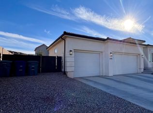 1476 E Black Brush Dr, Washington, UT 84780