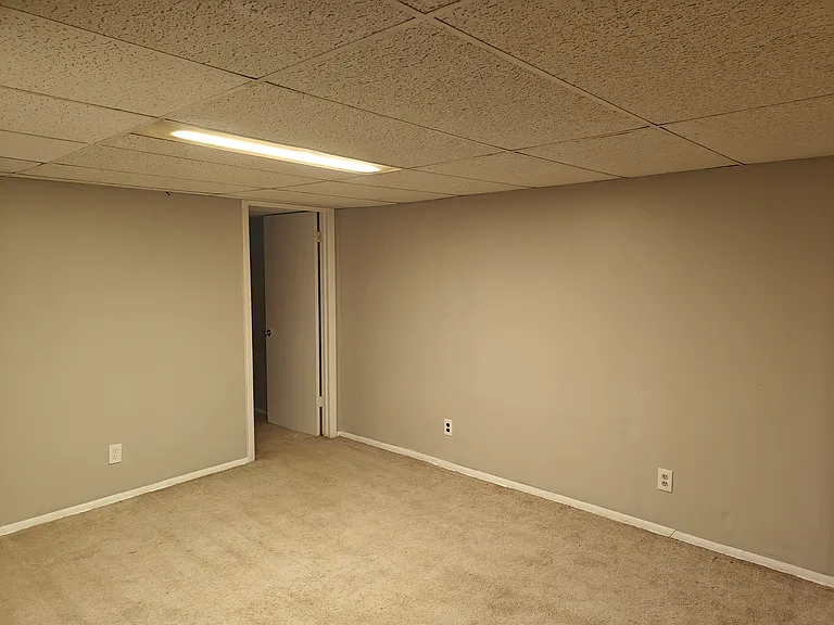 435 Wren Dr — Photo 11