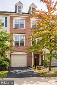 9207 Cascade Falls Dr, Bristow, VA, 20136