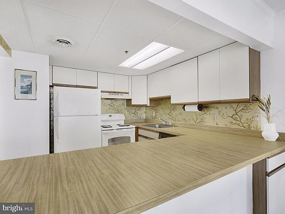 4th image of 13200 Coastal Hwy Unit 307