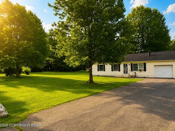 36 Leslie Ln, Jim Thorpe, PA 18229