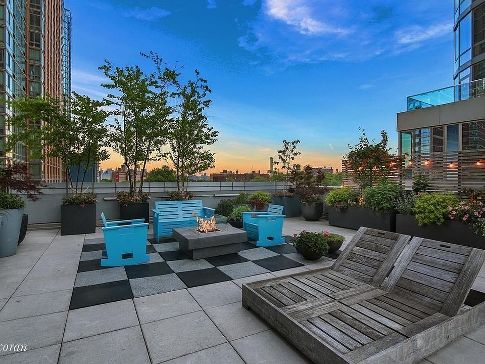 1st image of 150 Myrtle Ave APT 601