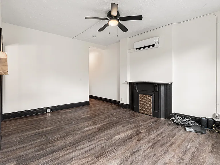 427 Whiteman St #3 — Photo 5