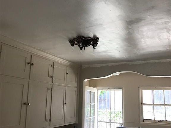 4th image of 3259 Lebanon Ave