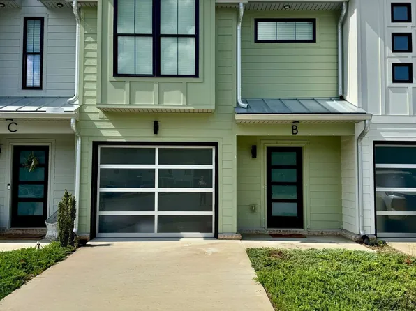 160 Excell Rd #B, Clarksville, TN 37043
