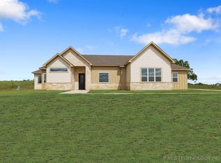 211 Vaughn Ln, Calera, OK 74730