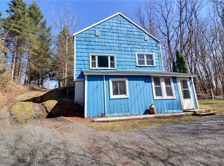 6165 Dodge Rd, La Fayette, NY 13084