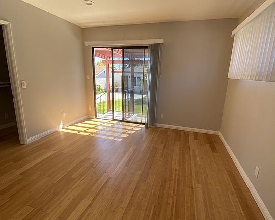 4th image of 4063 Charles Ave #A