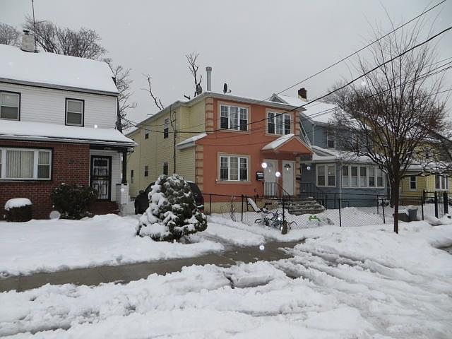 2nd image of 9425 199th St