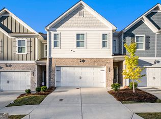 7557 Knoll Hollow Rd, Lithonia, GA 30058