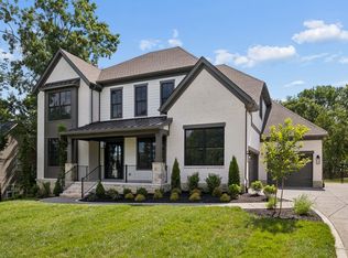 2808 White Oak Dr, Nashville, TN 37215