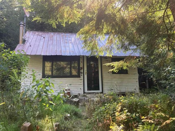 174 MillBrook Road, Grafton, NH 03240