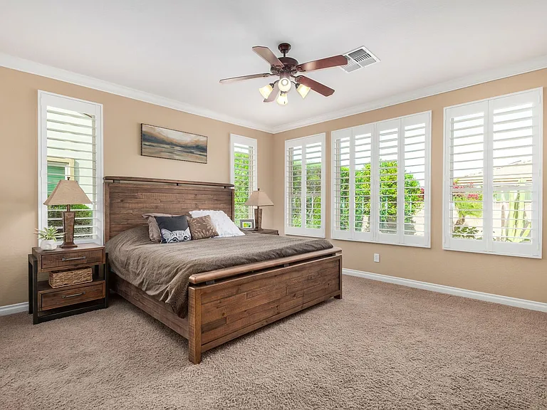 856 E Harmony Way — Photo 15