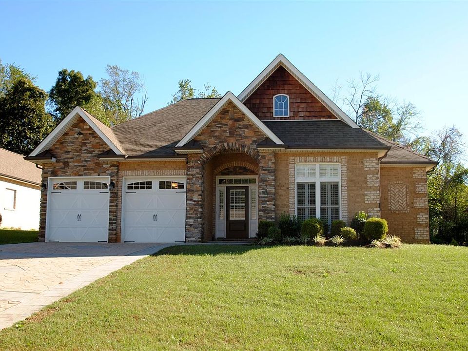 1st image of 106 Creekview Ct